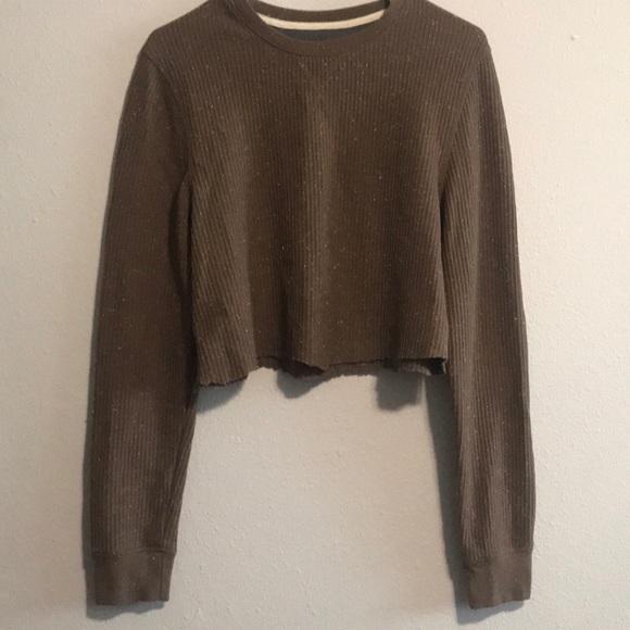 Cropped Sweater - Picture 2 of 13